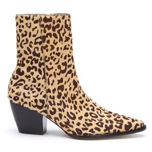 Matisse Caty Leopard Print Boots - 8.5